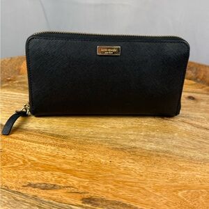 Kate Spade Black Leather Zip Around Wallet Classic Minimal Continental